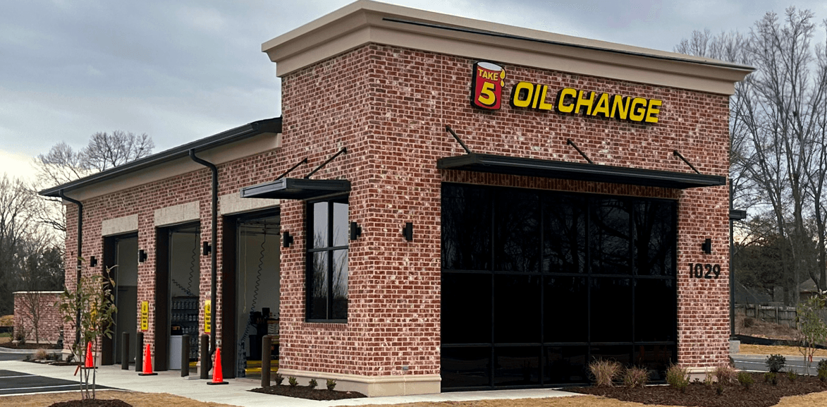 Take 5 Oil Change Opens New Gluckstadt Shop, Increasing Access to Fast, Stay-in-Your-Car Service