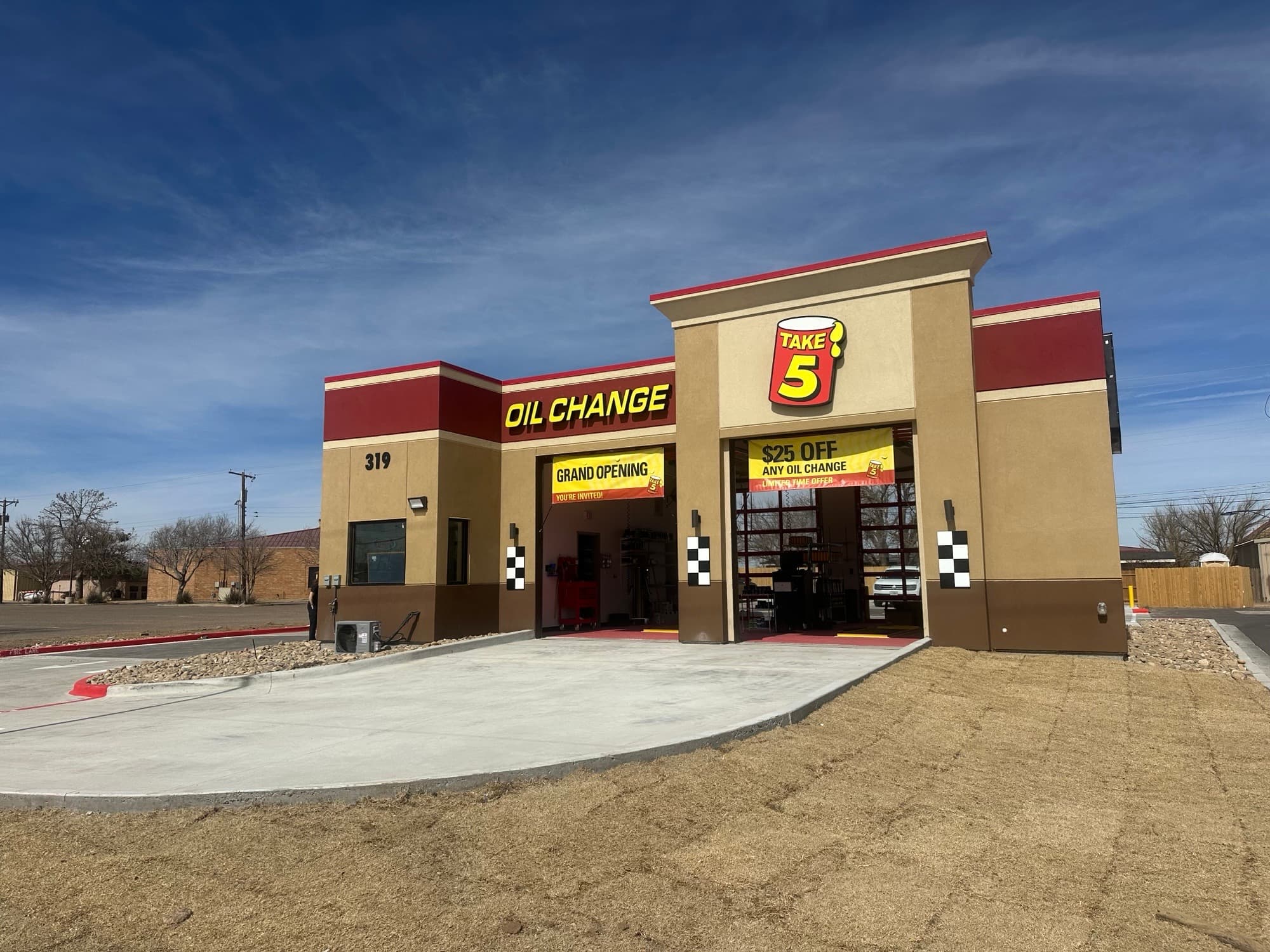 Take 5 Oil Change Grows Its Presence in Lubbock, Texas Area, Brings Added Convenience to Levelland Drivers